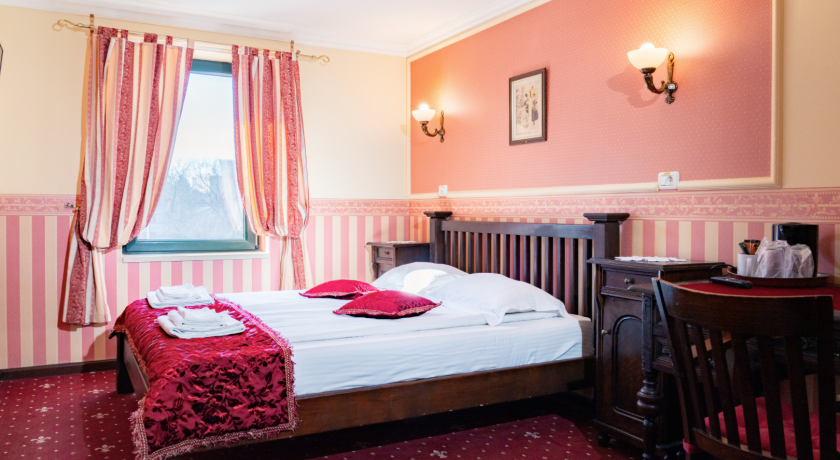 Stay 3 nights - Get 15% discount