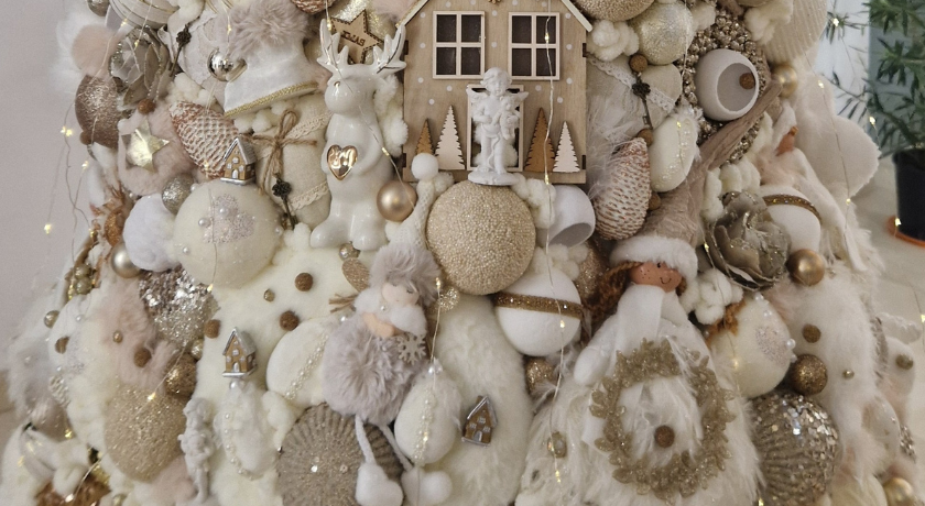 LUNA CADOURILOR - pachete all inclusive Superior!