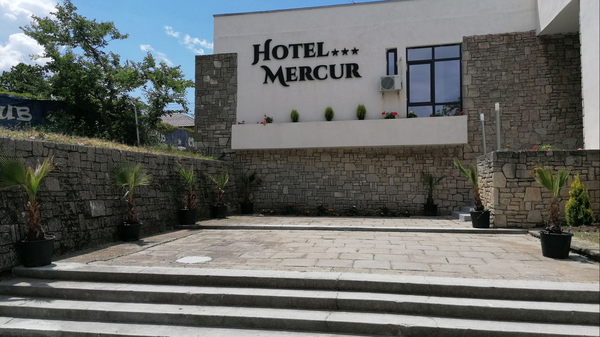 Mercur Eforie Sud — vedere către mare