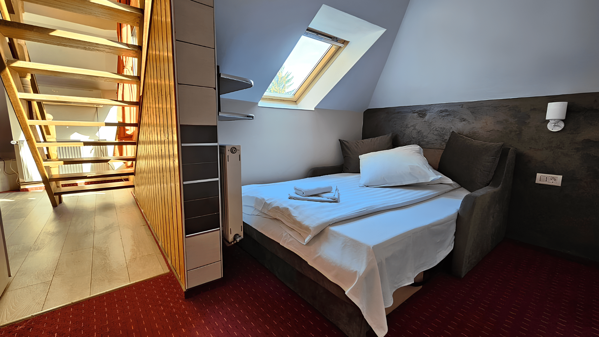 Room 11 - One-Bedroom Apartment