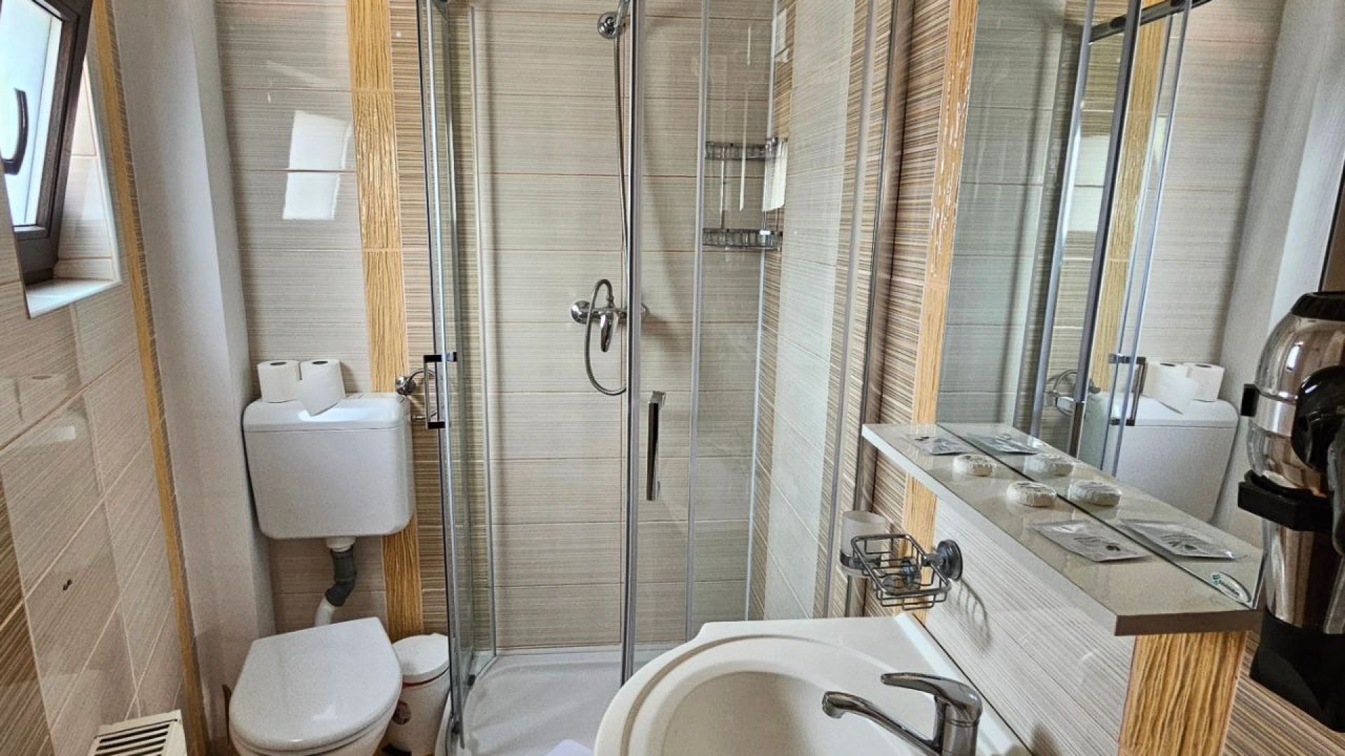 Camera 14 - Apartament cu 3 camere