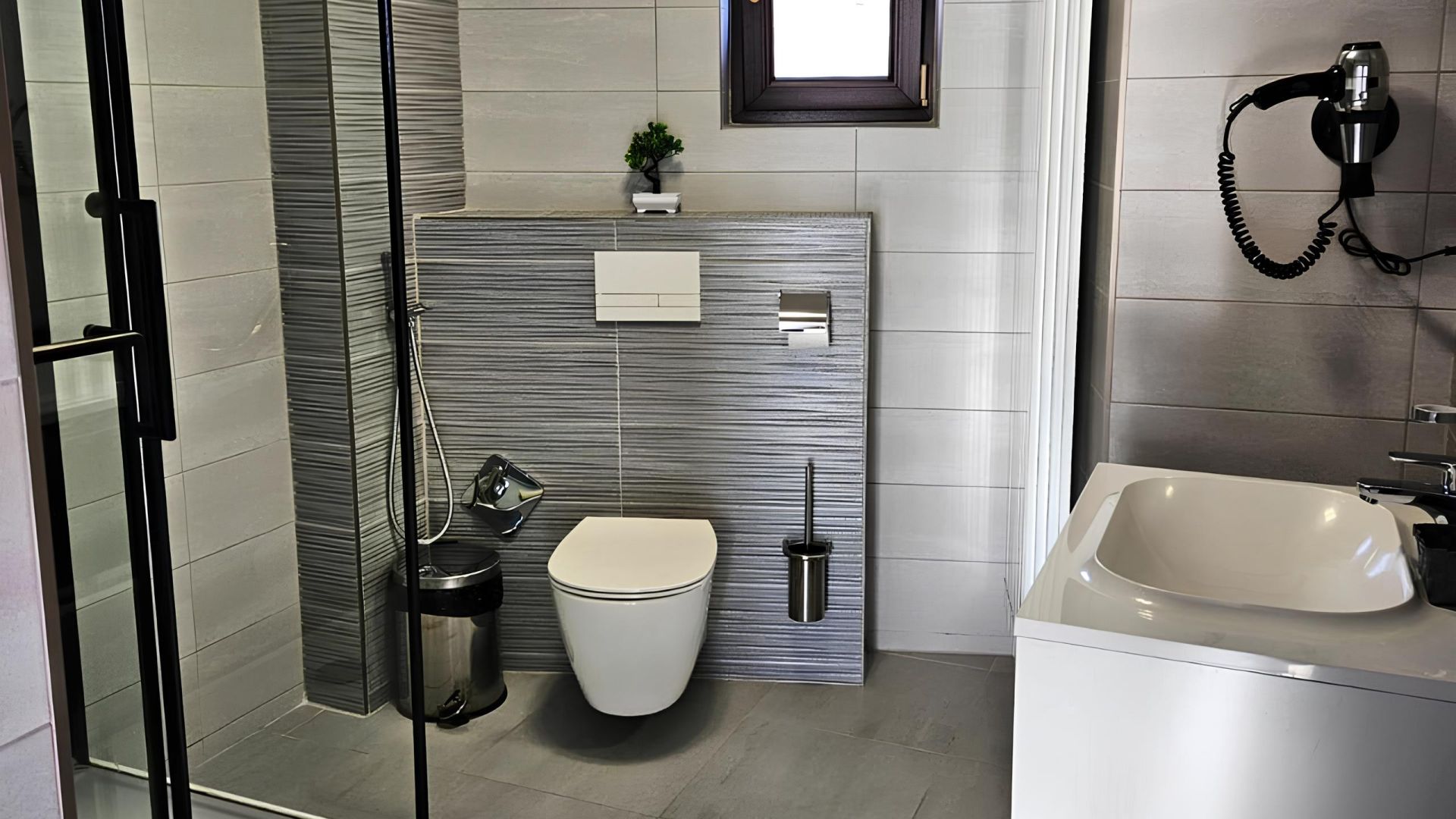Room 16 - Superior Triple Room