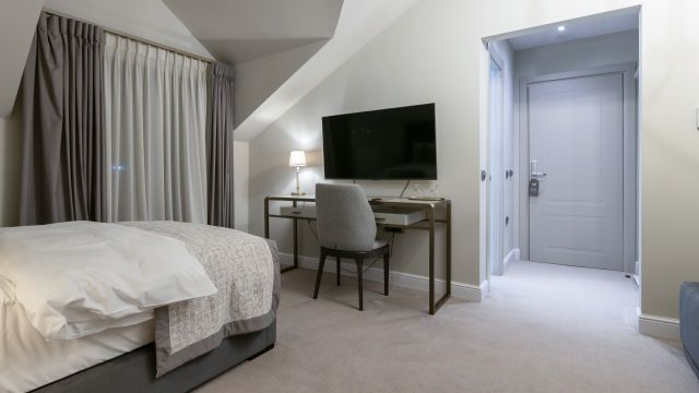 Reea Boutique Hotel