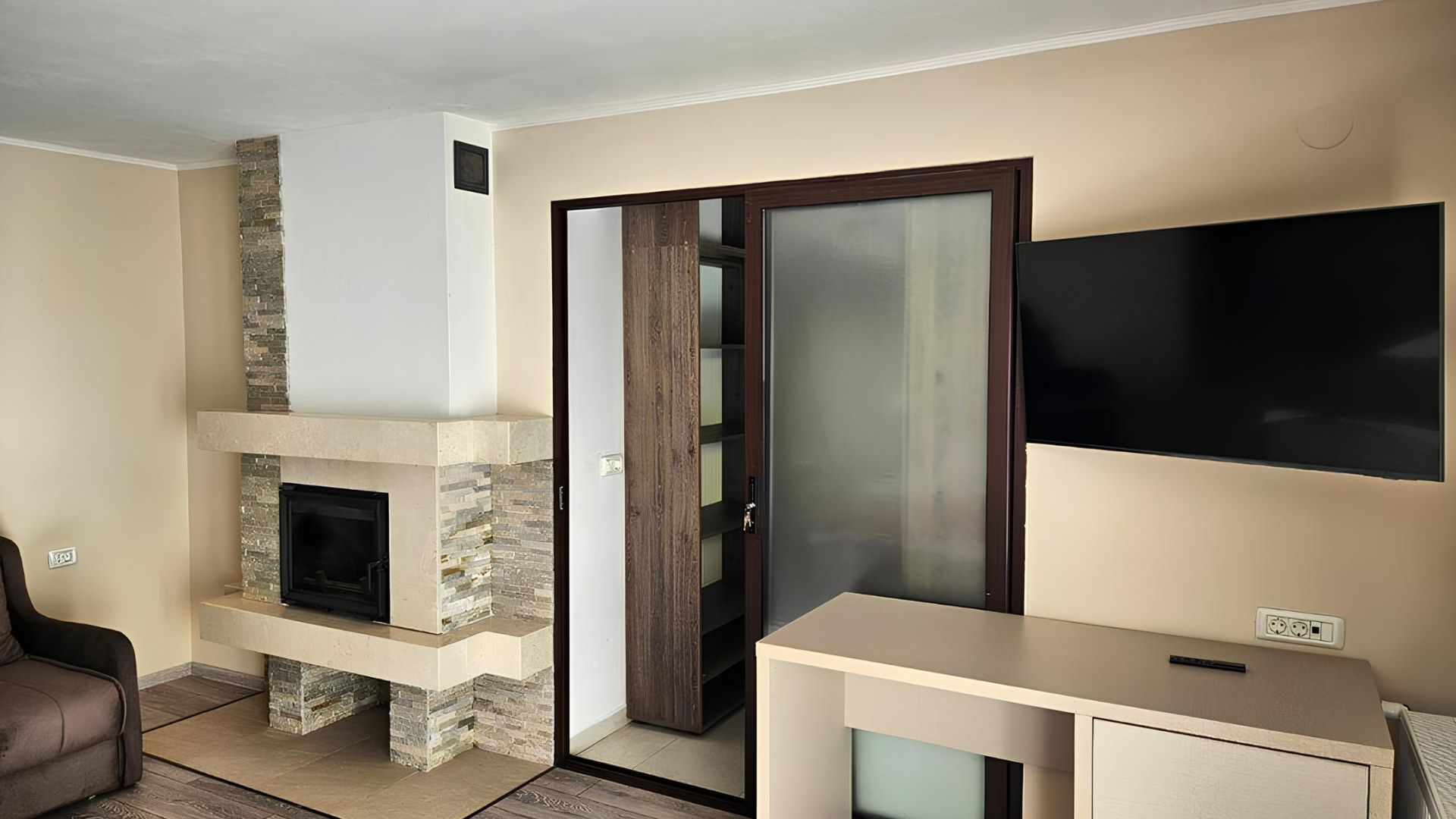 Camera 20 - Apartament cu 2 camere