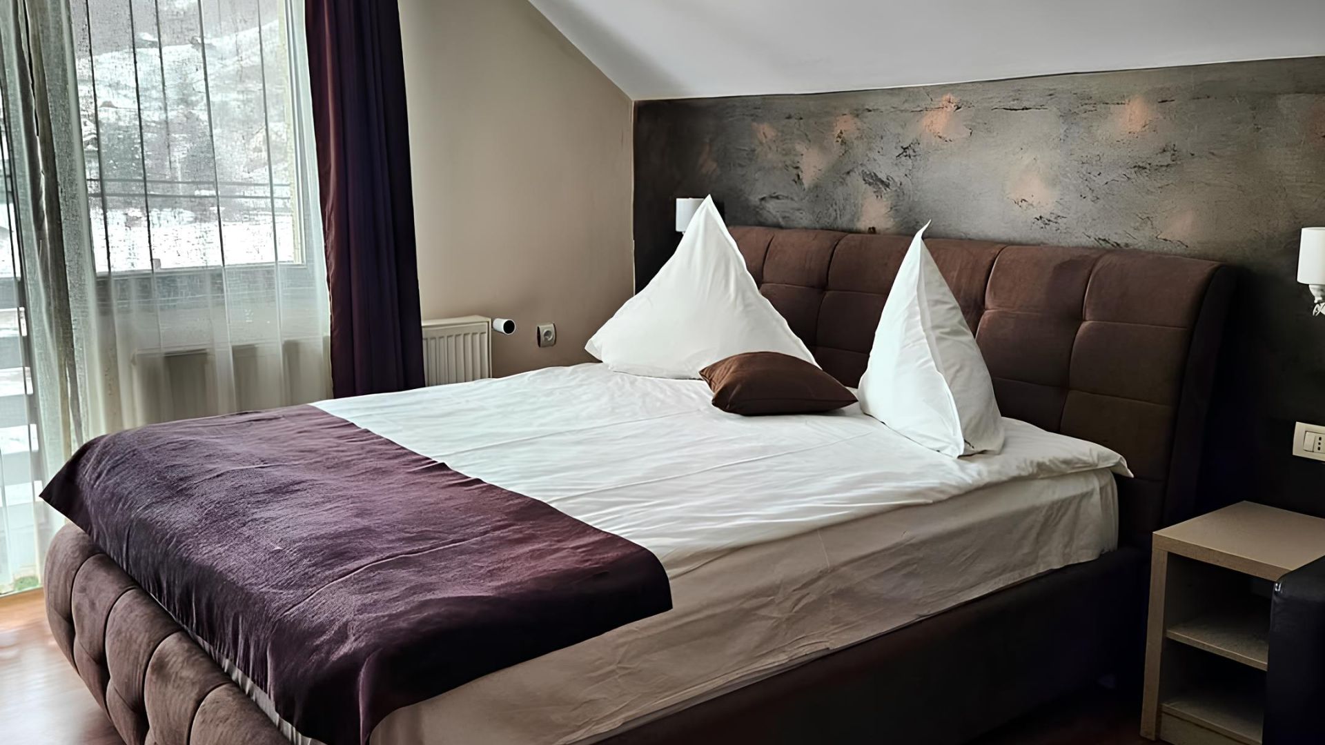 Room 12 - Triple Room with Balcony