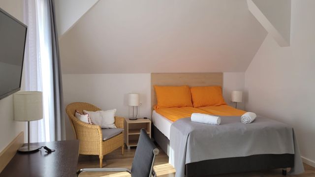 Sólyom Major - Gut Falkenhof