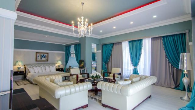 Phoenicia Boutique Hotel