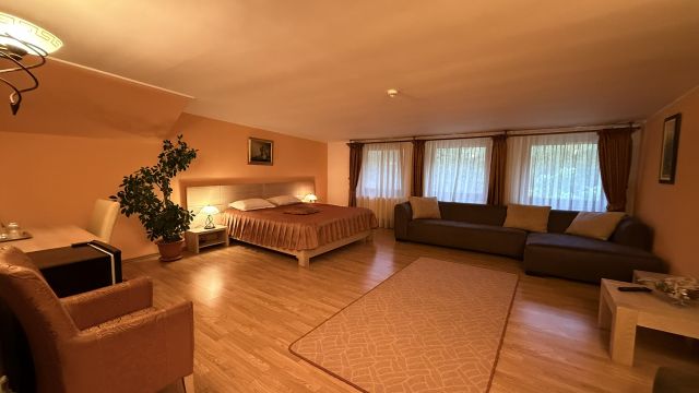 Hotel Valea Regilor