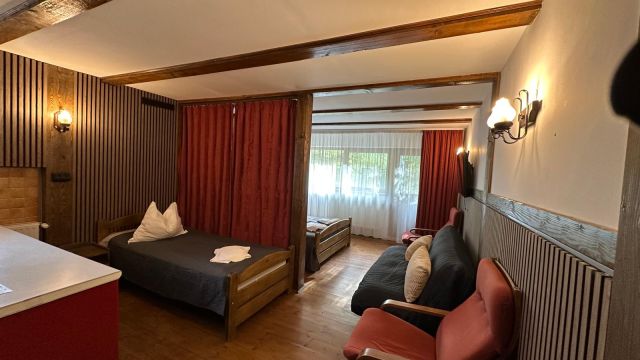 GREEN PARK SPA & SUITE