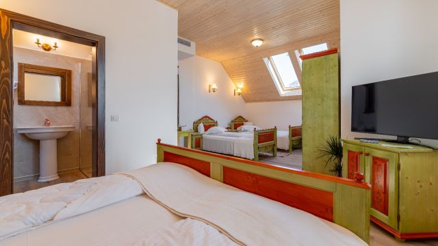 Conacul Secuiesc - Sz&eacute;kelykő K&uacute;ria