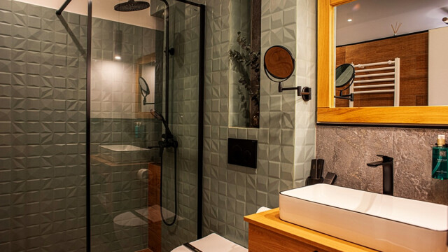 Ruelle Chateau Boutique