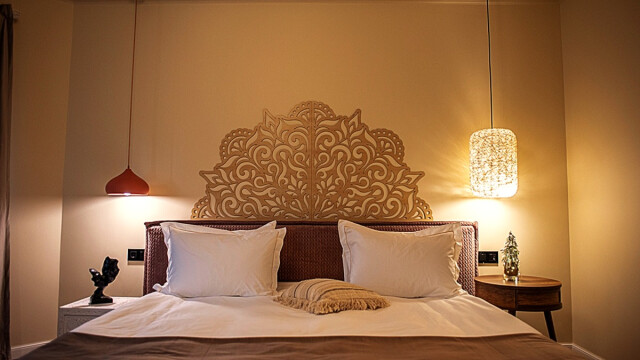 Ruelle Chateau Boutique