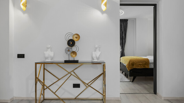 SEVEN BOUTIQUE
