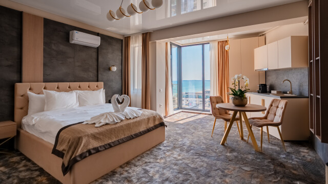 Noble Hotel By Building Stefan