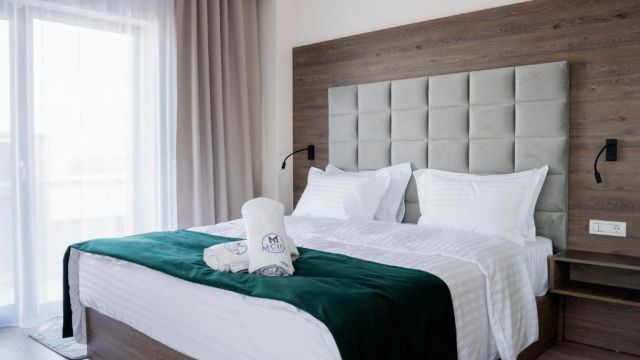 M City hotel