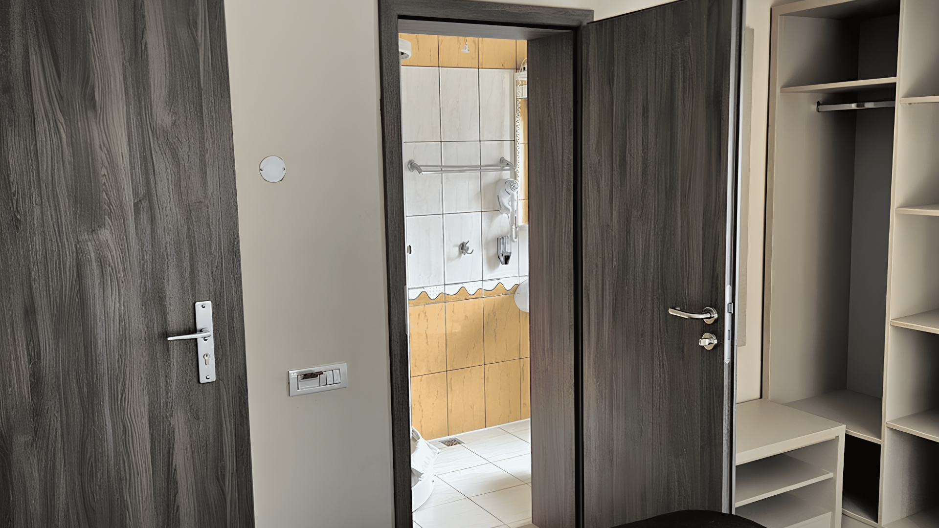 Room 5 - Superior Double Room